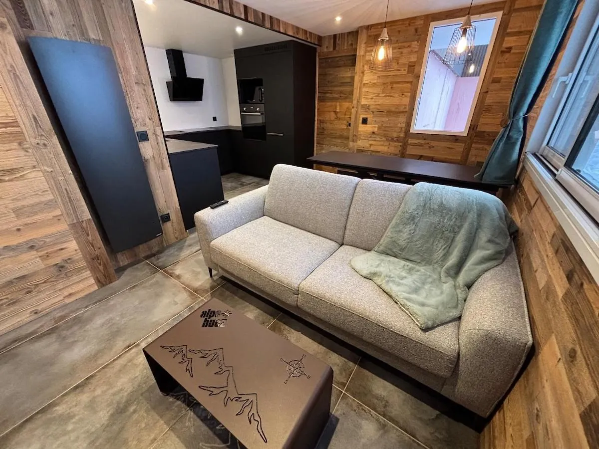 Huez Le Refuge Des Momes 아파트